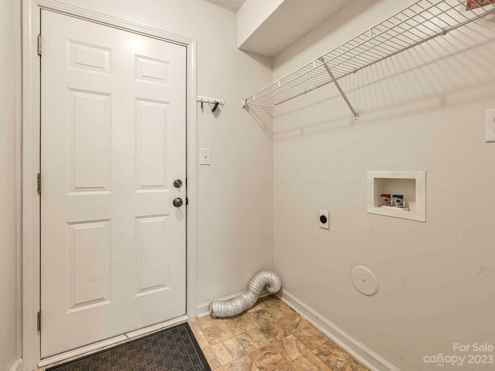 173 S Sunberry Trail Fletcher NC 28732