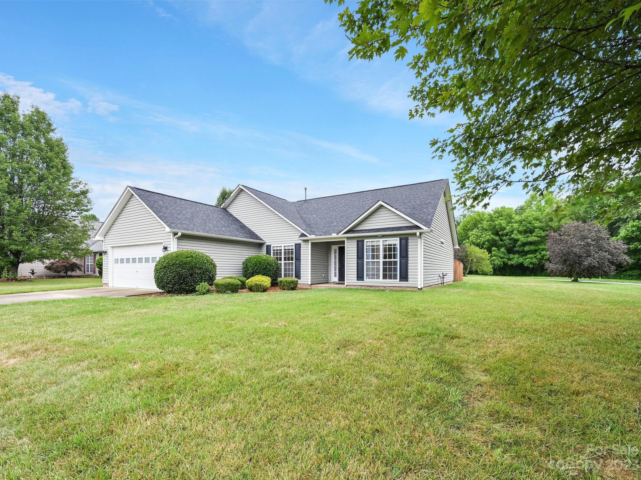 173 S Sunberry Trail Fletcher NC 28732