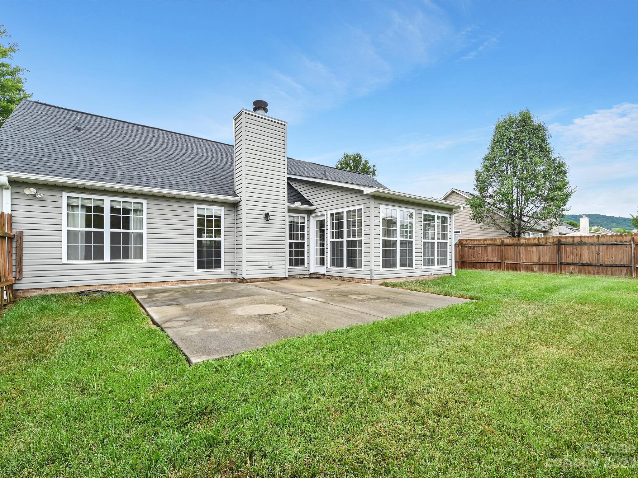 173 S Sunberry Trail Fletcher NC 28732