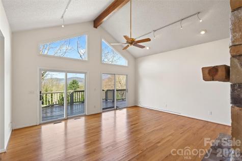 3 Tree Top Place Black Mountain NC 28711