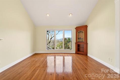 3 Tree Top Place Black Mountain NC 28711