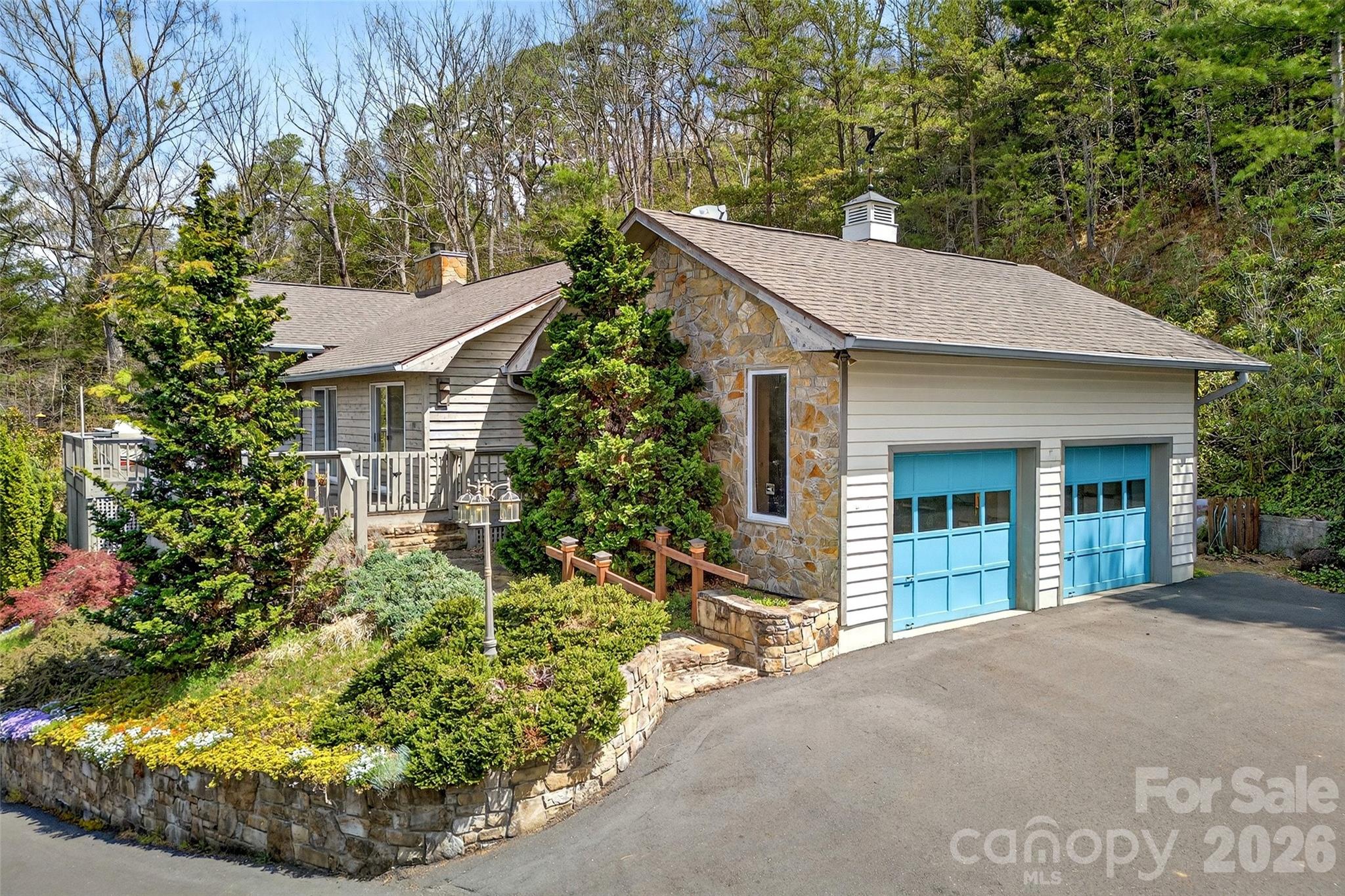 3 Tree Top Place Black Mountain NC 28711