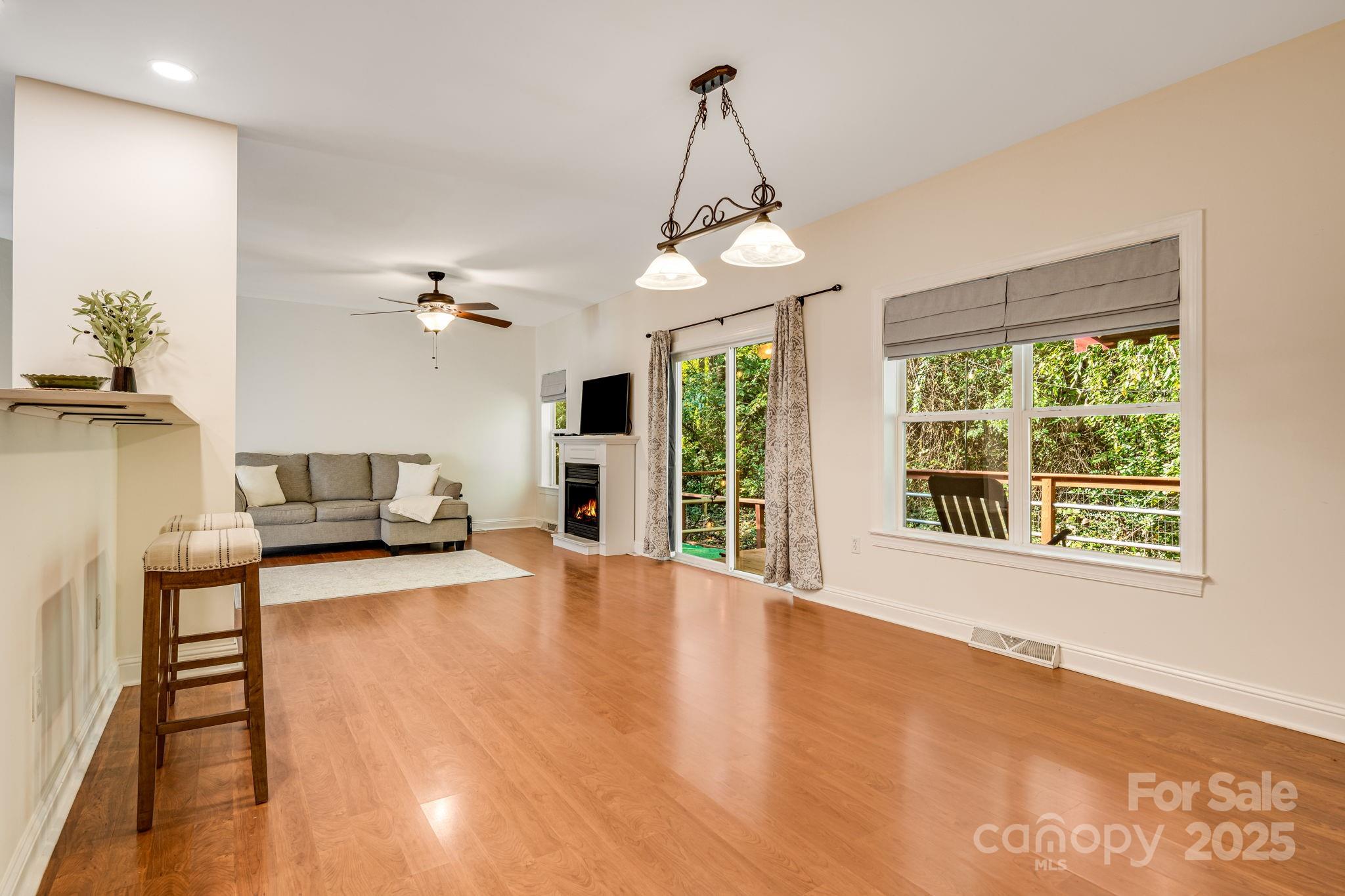 37 Poplar Creek Drive Asheville NC 28805