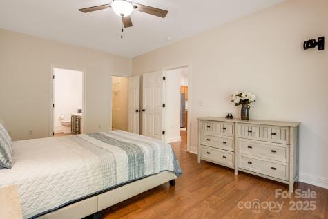 37 Poplar Creek Drive Asheville NC 28805