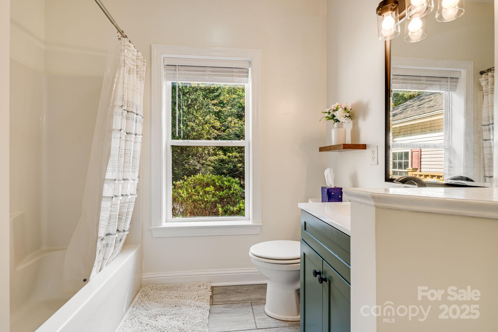 37 Poplar Creek Drive Asheville NC 28805