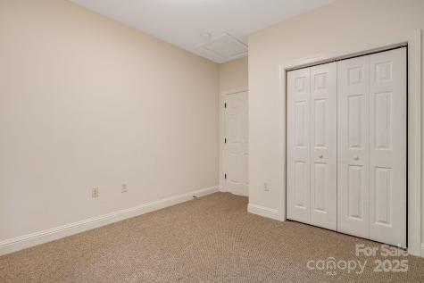 37 Poplar Creek Drive Asheville NC 28805