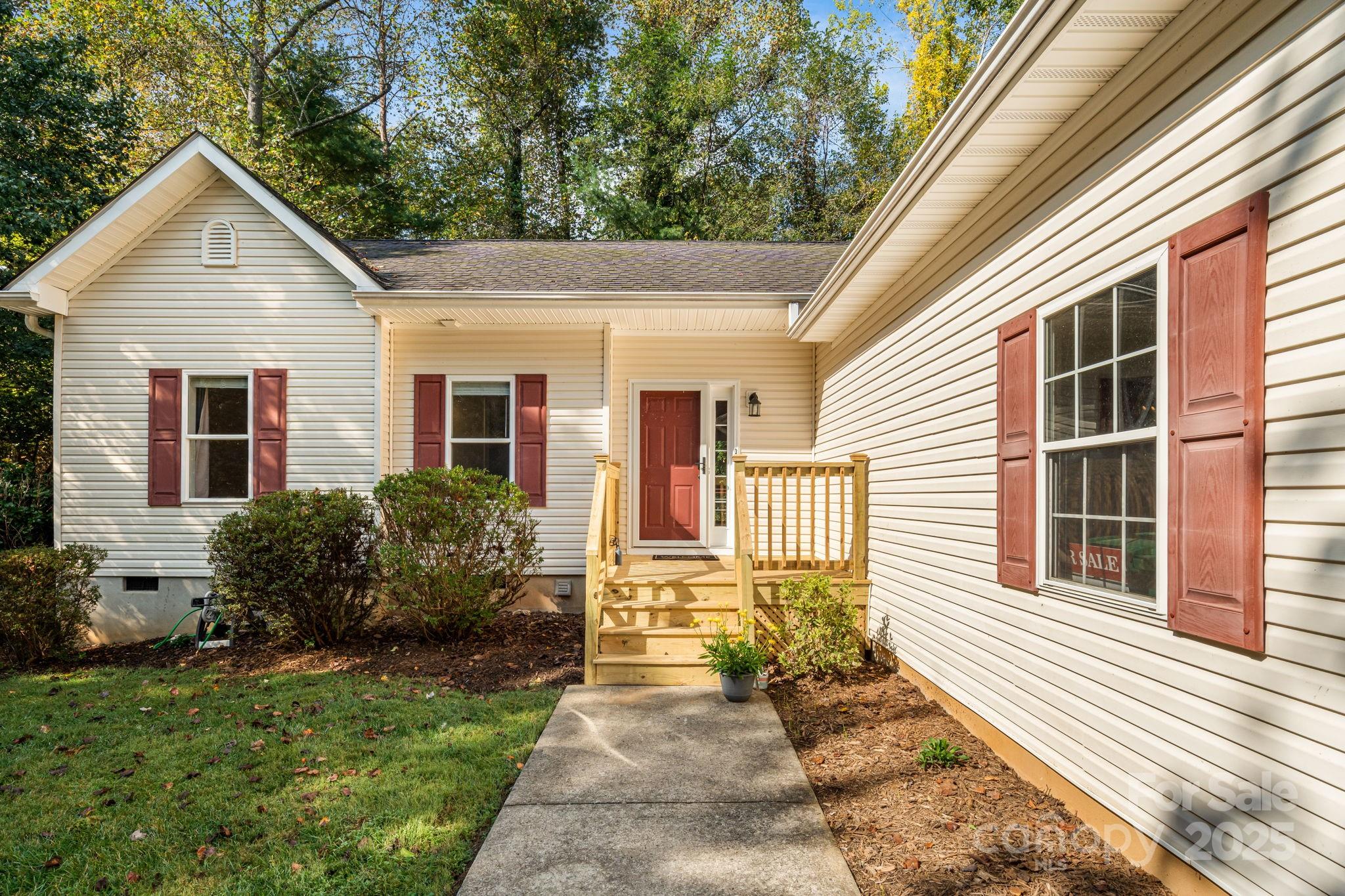 37 Poplar Creek Drive Asheville NC 28805