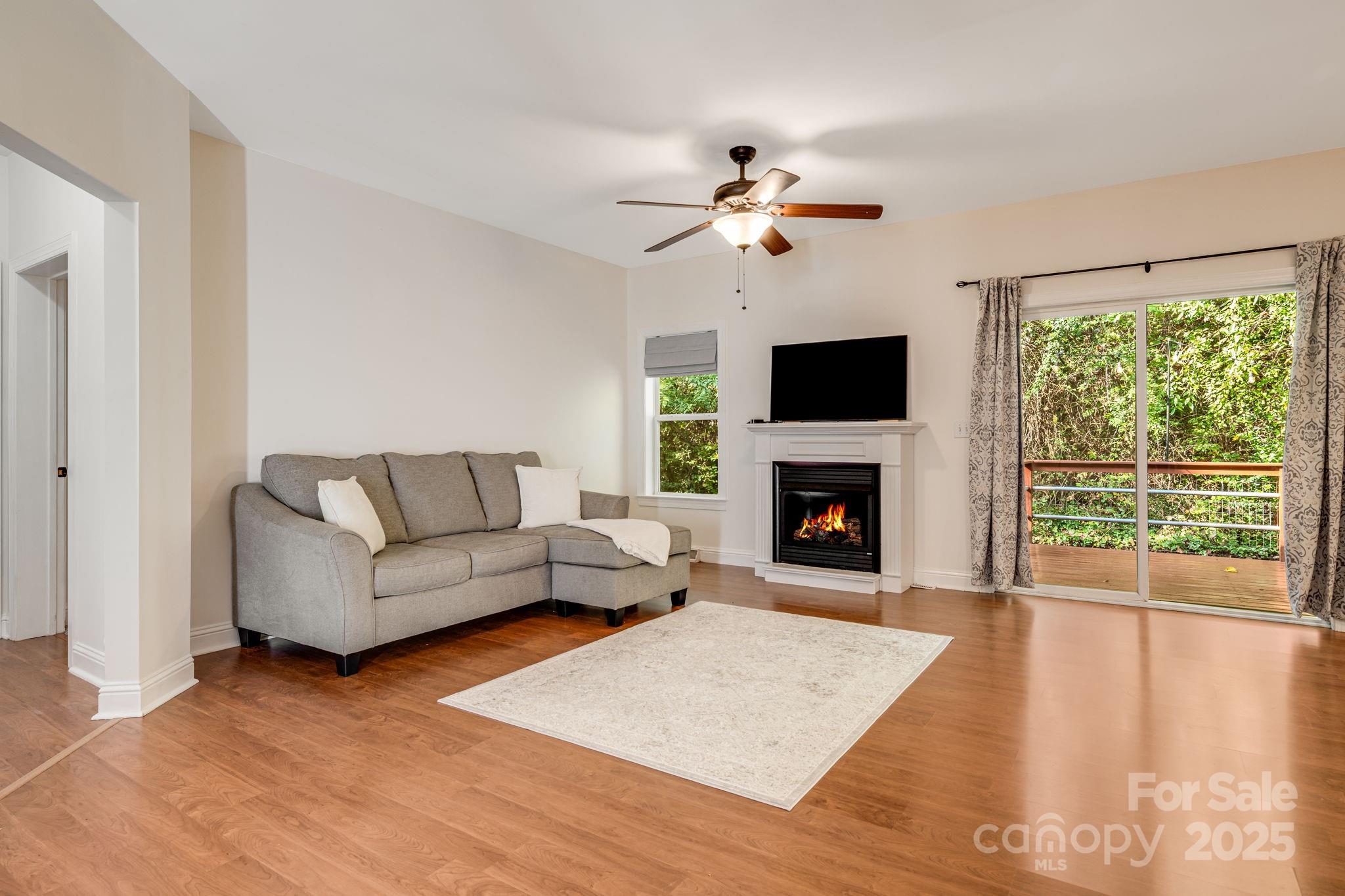 37 Poplar Creek Drive Asheville NC 28805