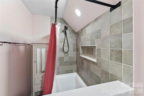 64 Wyoming Road Asheville NC 28803