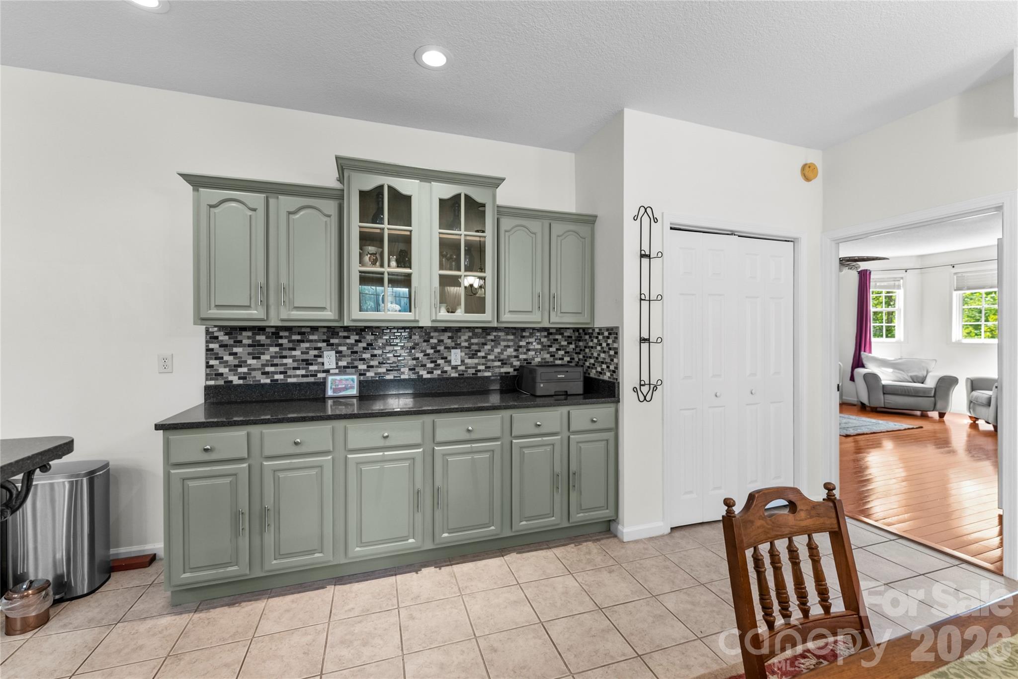 64 Wyoming Road Asheville NC 28803