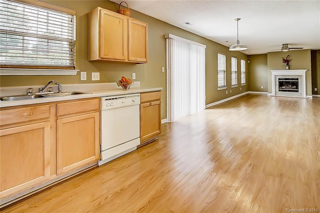 5214 Aria Court Charlotte NC 28215