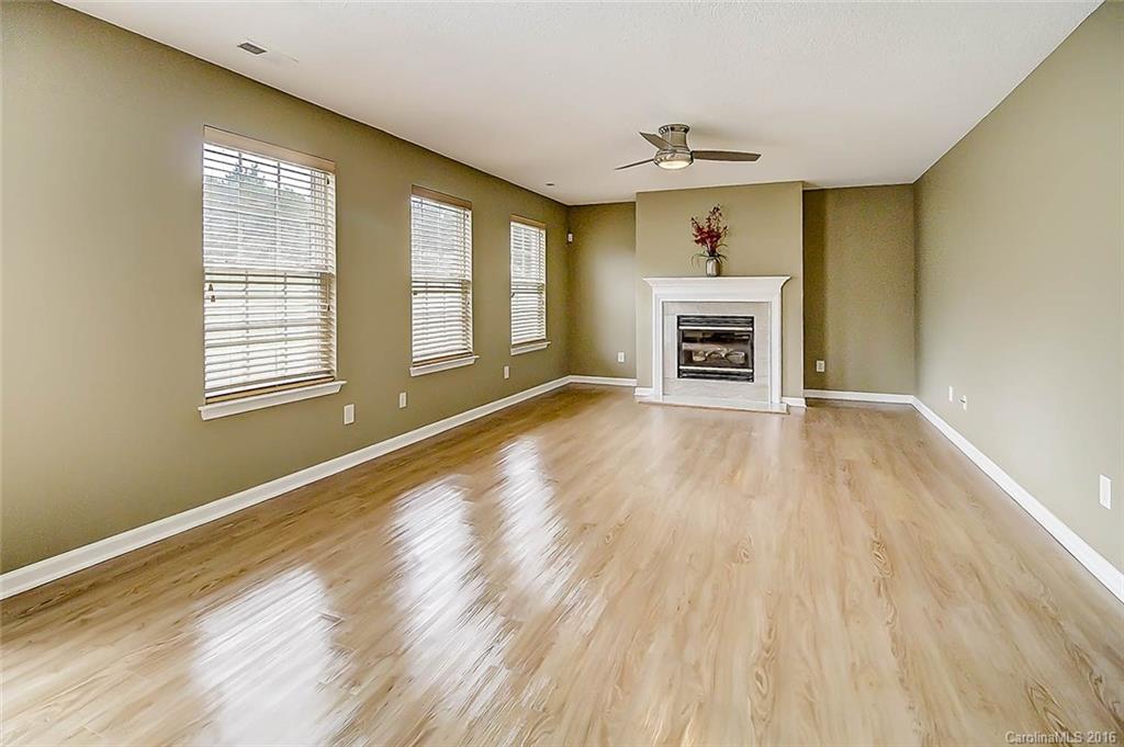 5214 Aria Court Charlotte NC 28215