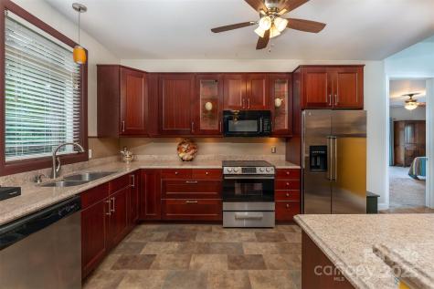 18 Timber Moss Drive Asheville NC 28804