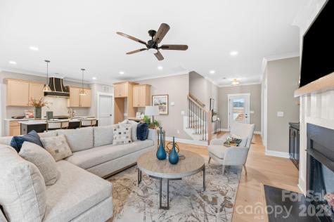 121 Sandpiper Drive Lexington NC 27295