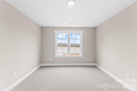 121 Sandpiper Drive Lexington NC 27295