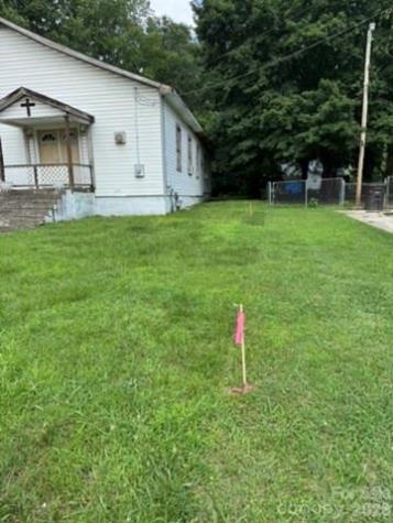 1319 7th Street Statesville NC 28677