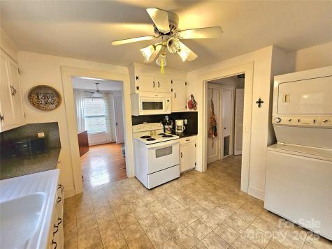 627 N 6th Street Albemarle NC 28001