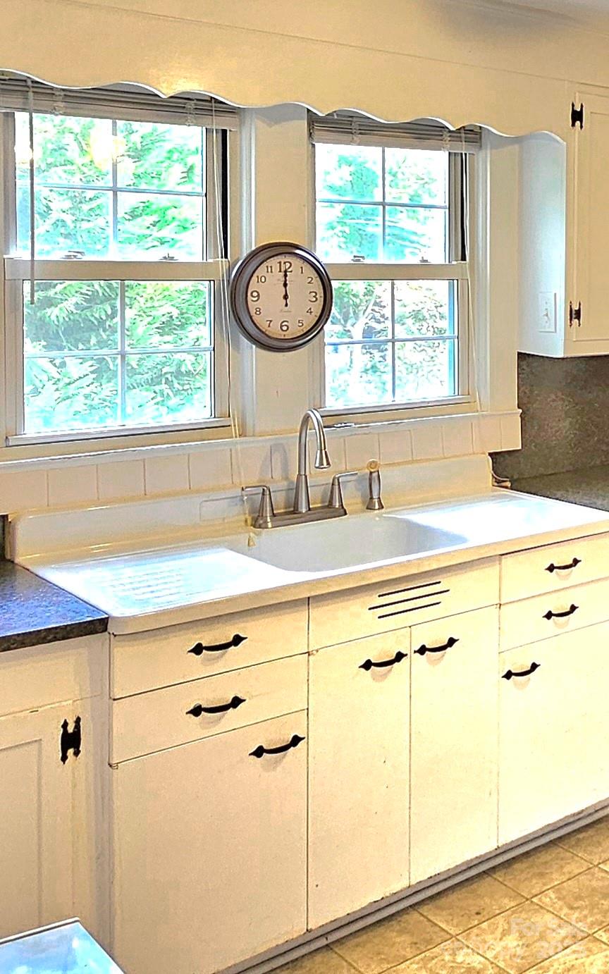 627 N 6th Street Albemarle NC 28001