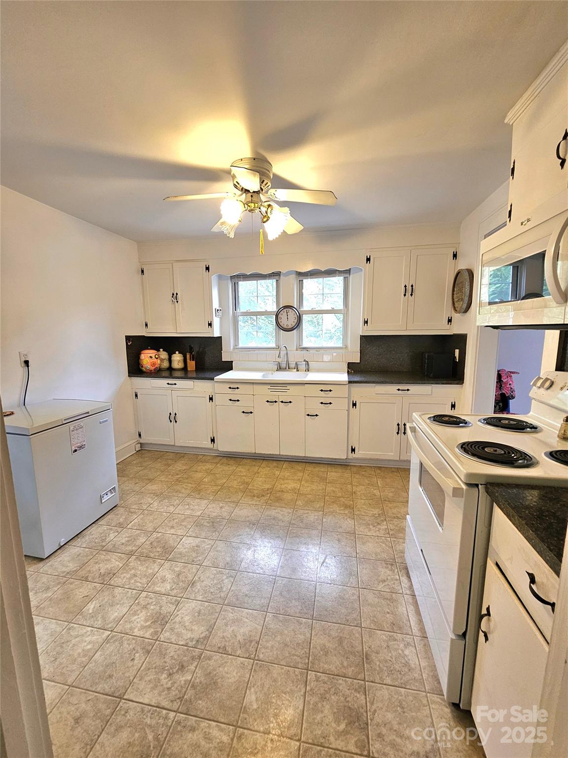 627 N 6th Street Albemarle NC 28001