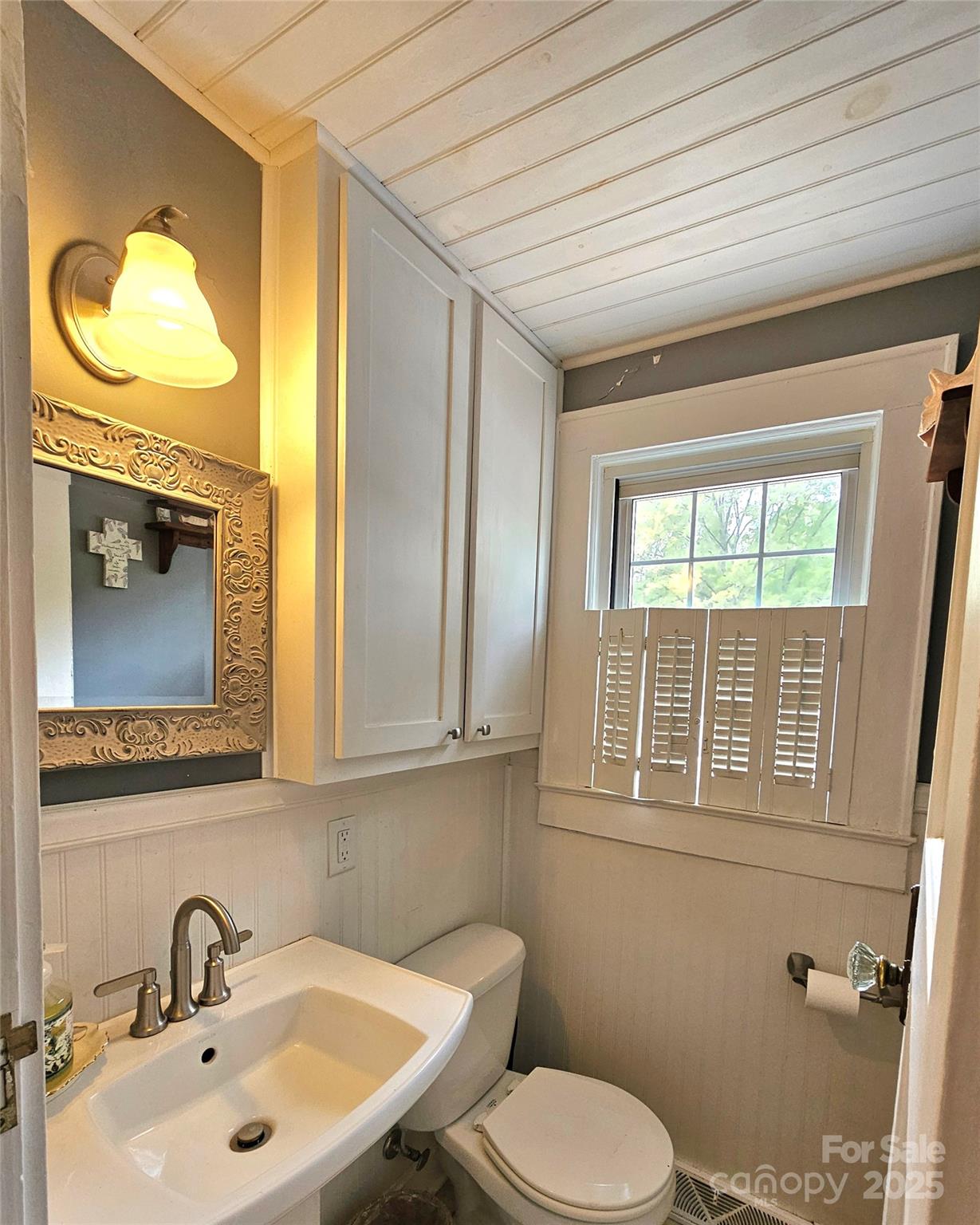 627 N 6th Street Albemarle NC 28001