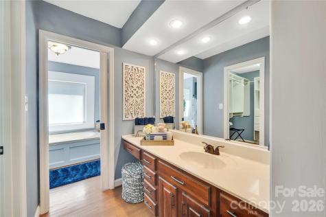 10 High Meadows Drive Candler NC 28715