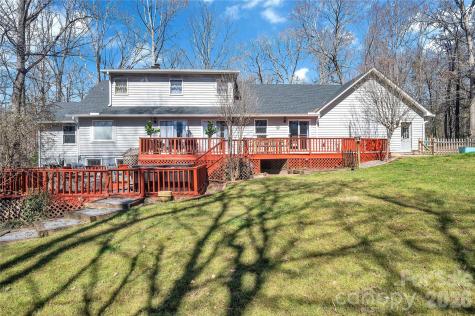 10 High Meadows Drive Candler NC 28715