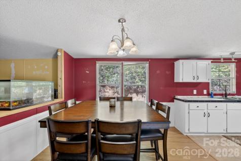 2324 Alfred Hartley Road Lenoir NC 28645
