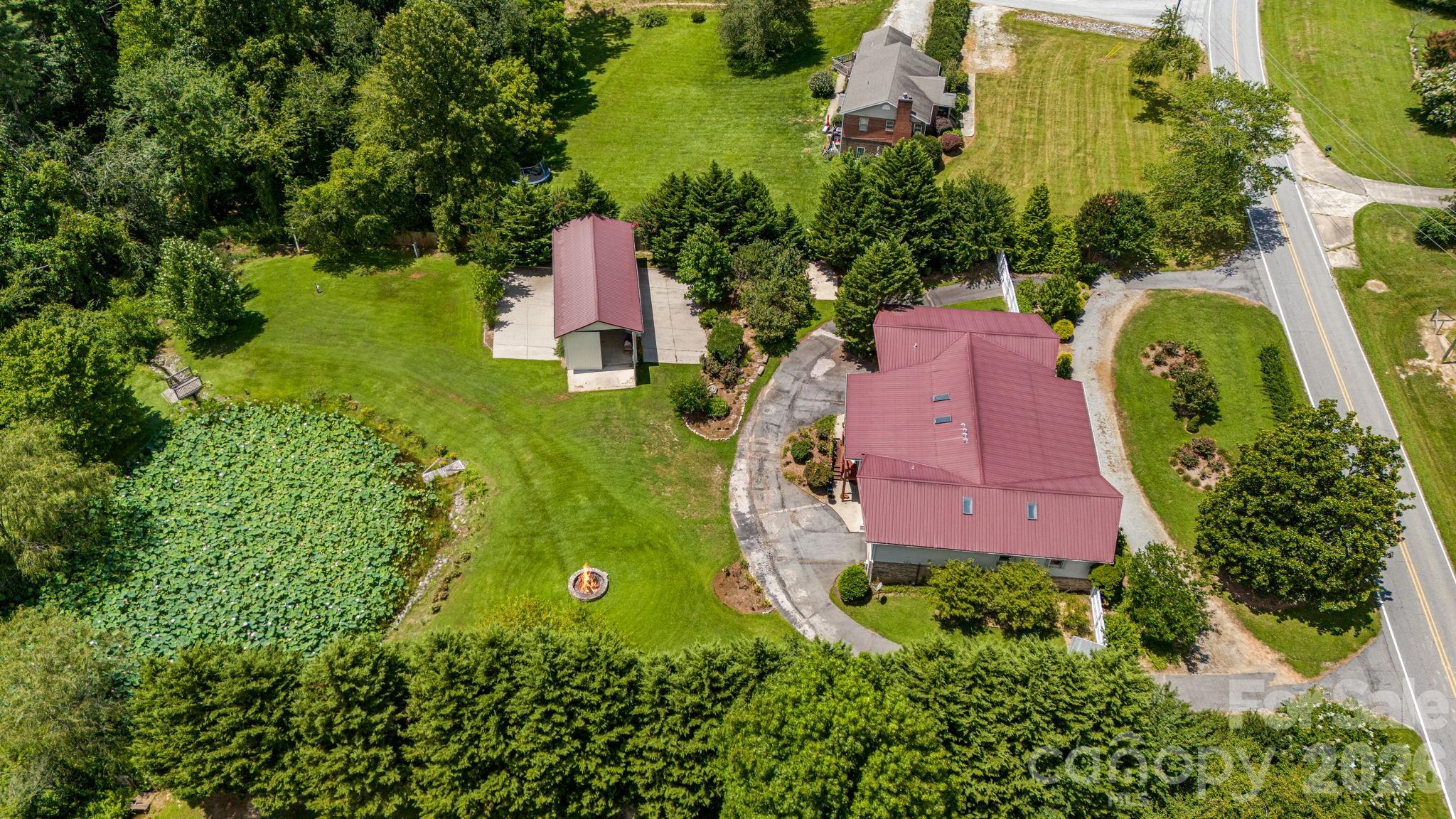 350 Old Sunset Hill Road Hendersonville NC 28792