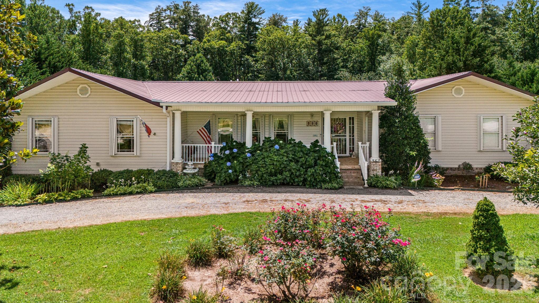 350 Old Sunset Hill Road Hendersonville NC 28792