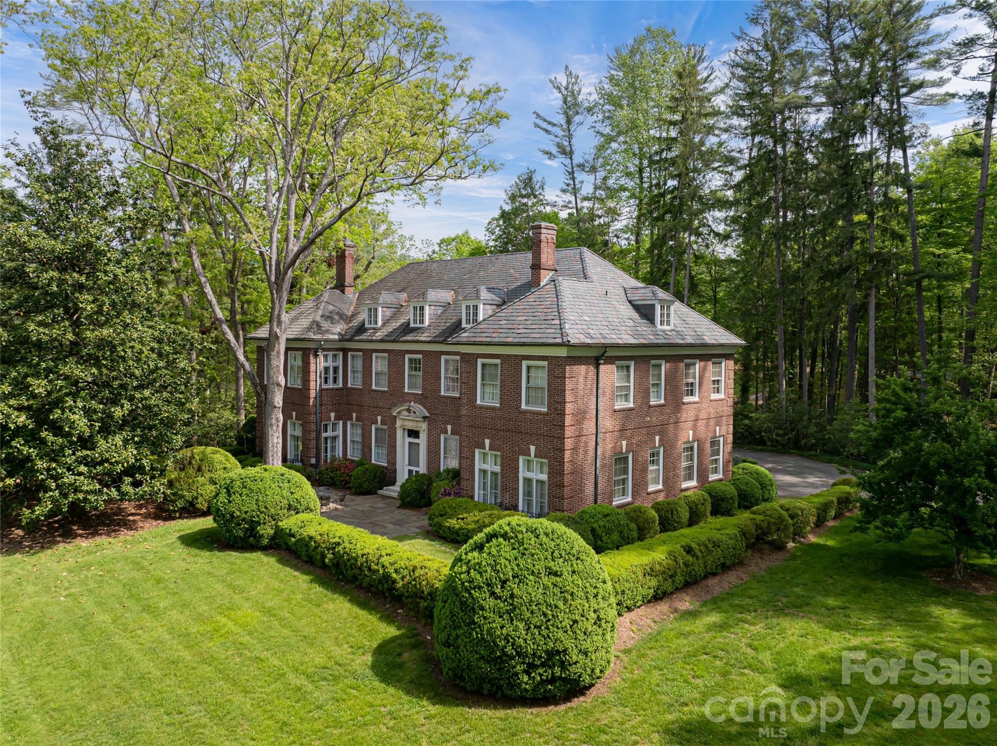 407 Vanderbilt Road Asheville NC 28803