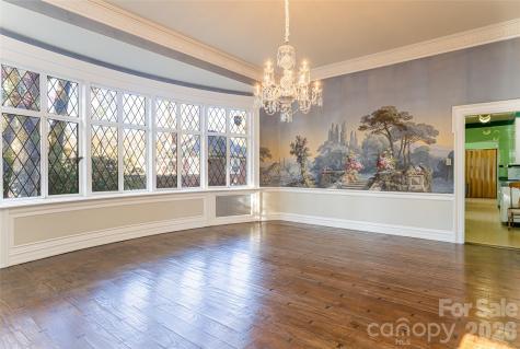 407 Vanderbilt Road Asheville NC 28803