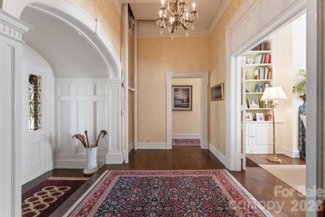 407 Vanderbilt Road Asheville NC 28803