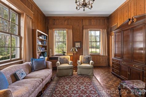 407 Vanderbilt Road Asheville NC 28803