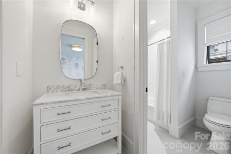 4328 Walker Road Charlotte NC 28211