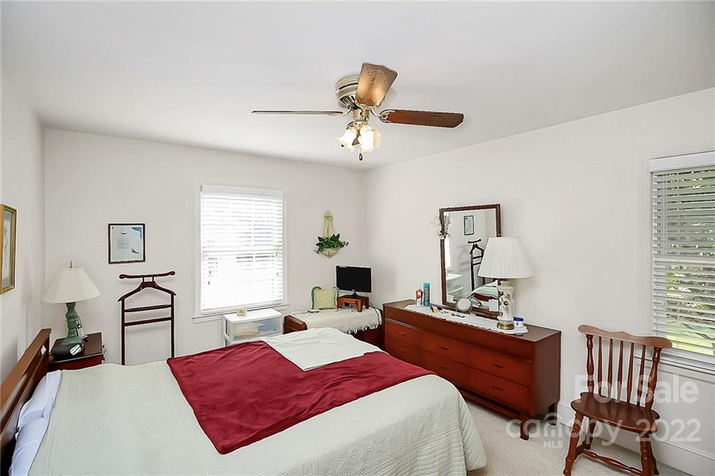 4114 Murrayhill Road Charlotte NC 28209