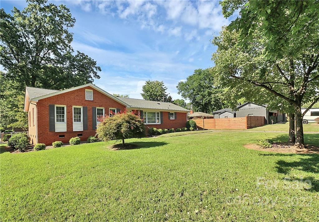 4114 Murrayhill Road Charlotte NC 28209