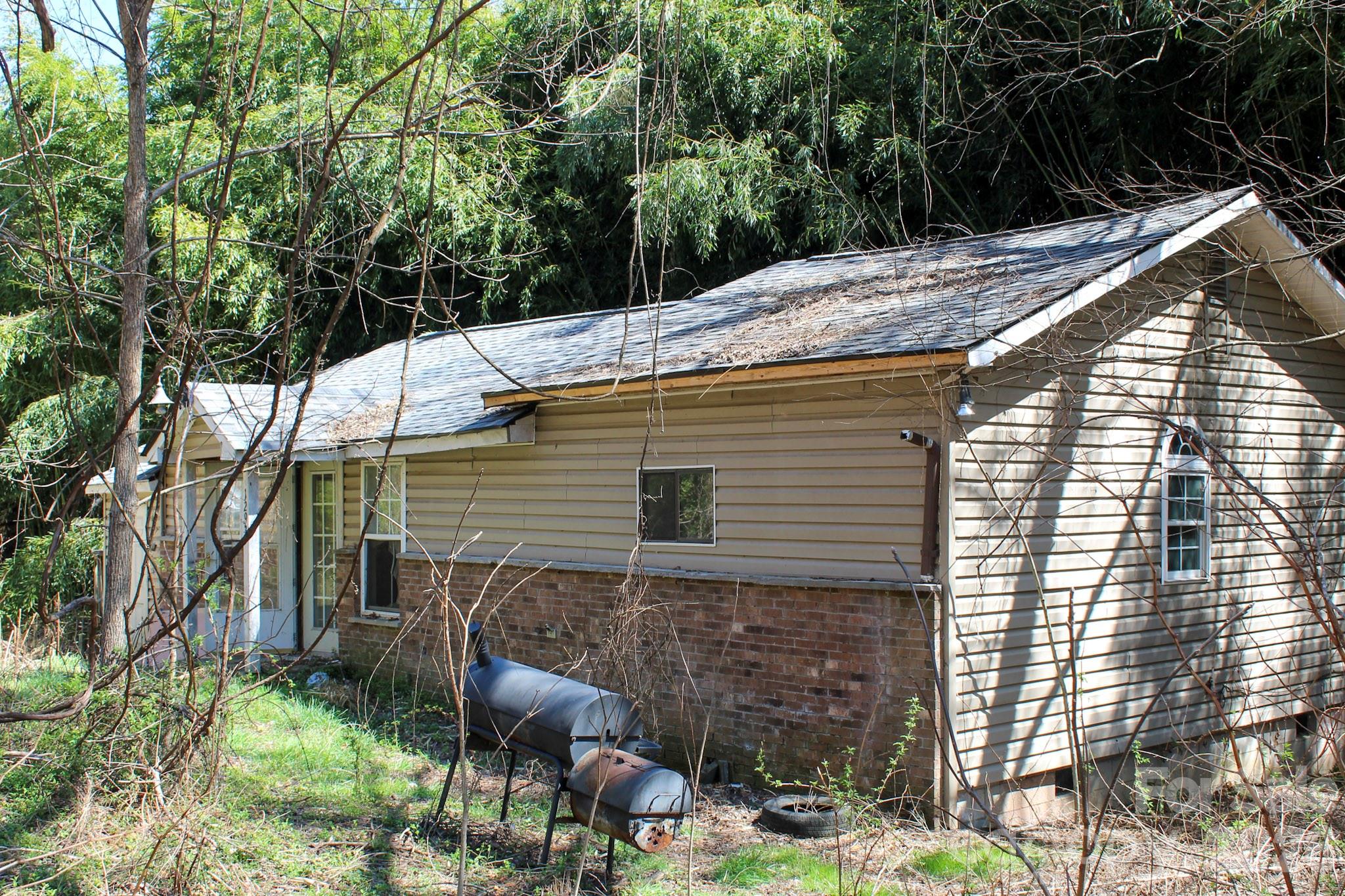 1293 Lake Logan Road Canton NC 28716
