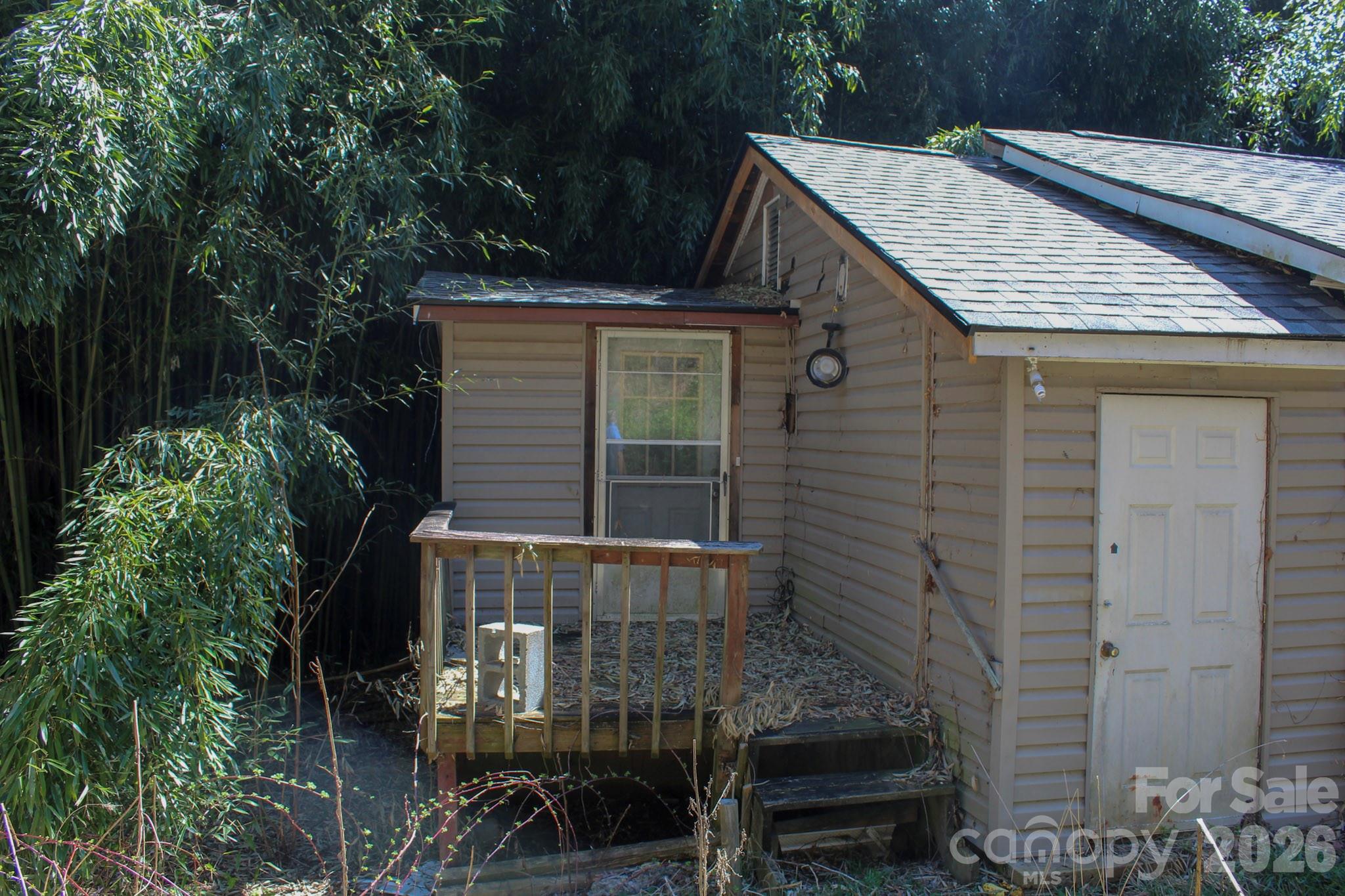 1293 Lake Logan Road Canton NC 28716