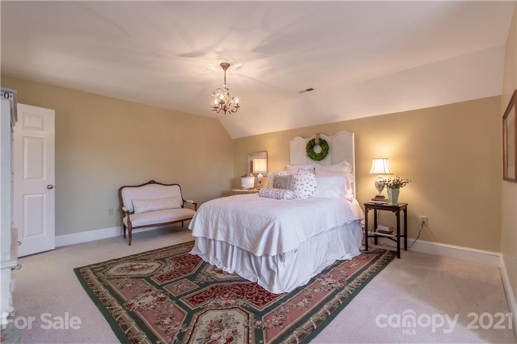 5717 Laurium Road Charlotte NC 28226