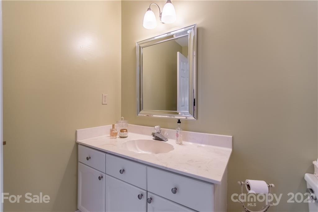 5717 Laurium Road Charlotte NC 28226