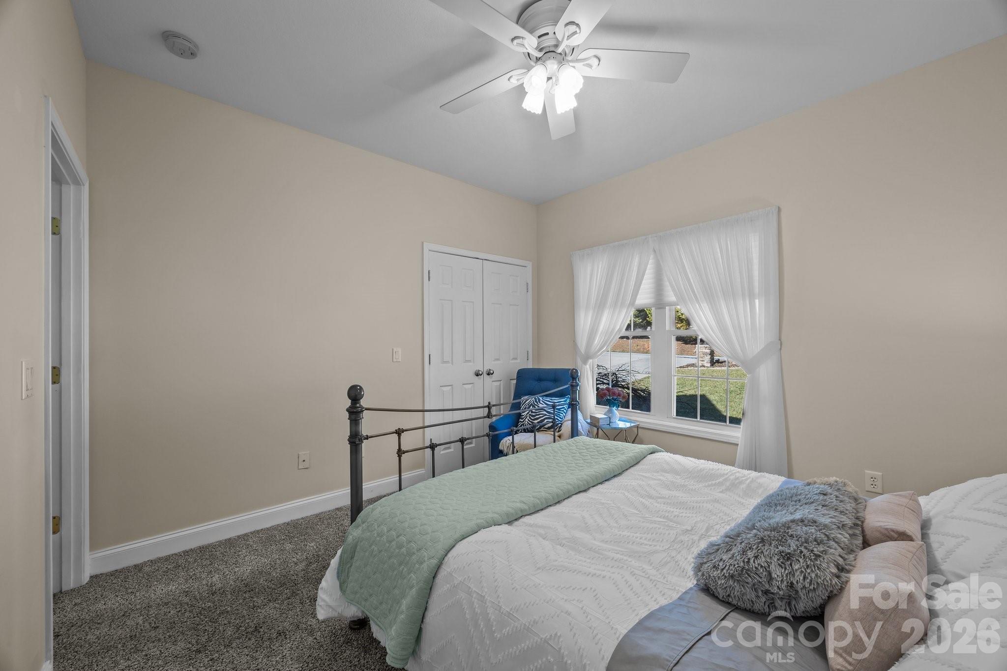 612 Vista Falls Road Mills River NC 28759
