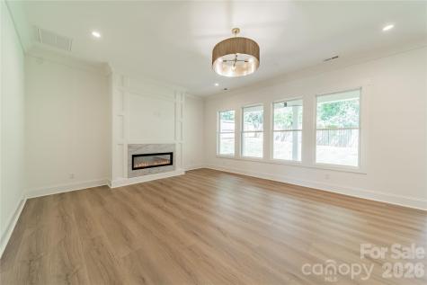 2648 Roslyn Avenue Charlotte NC 28208
