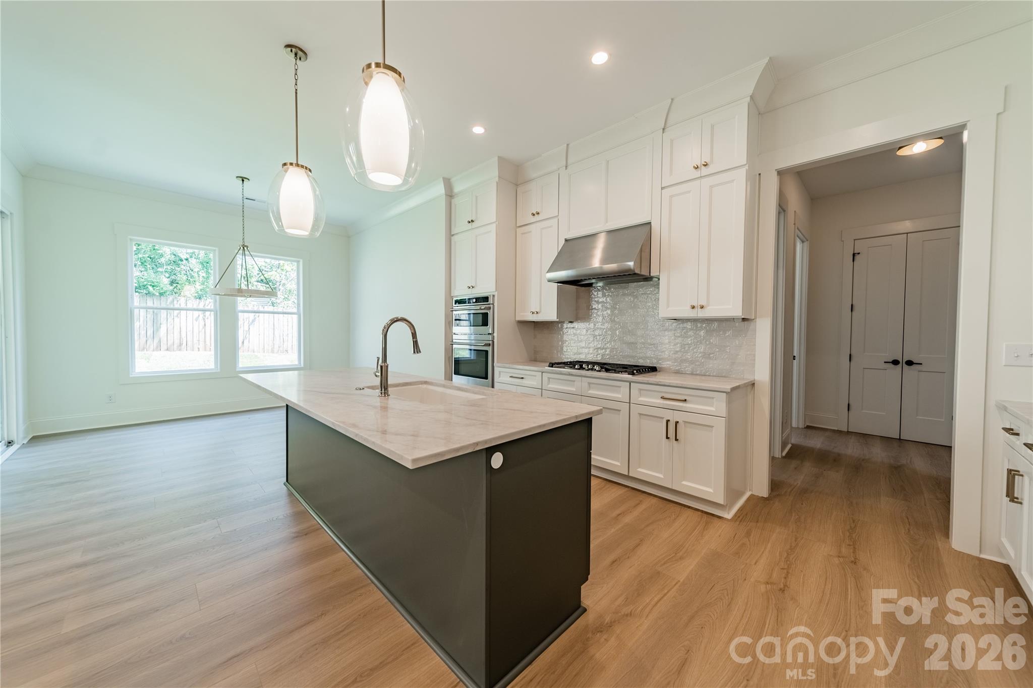 2648 Roslyn Avenue Charlotte NC 28208