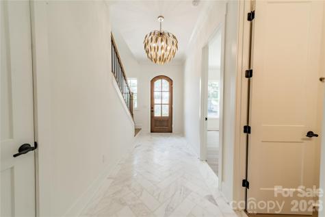 2648 Roslyn Avenue Charlotte NC 28208