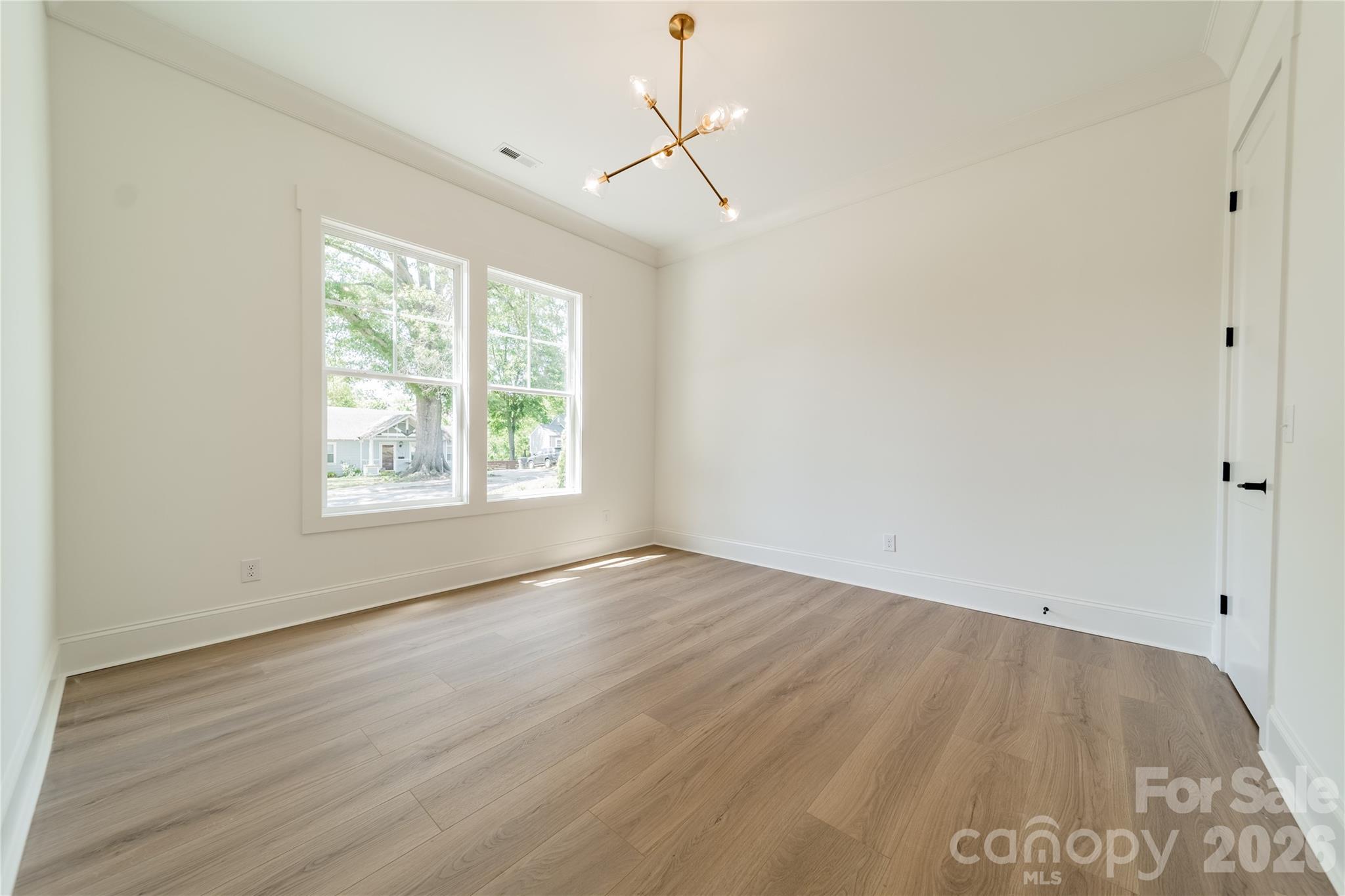 2648 Roslyn Avenue Charlotte NC 28208