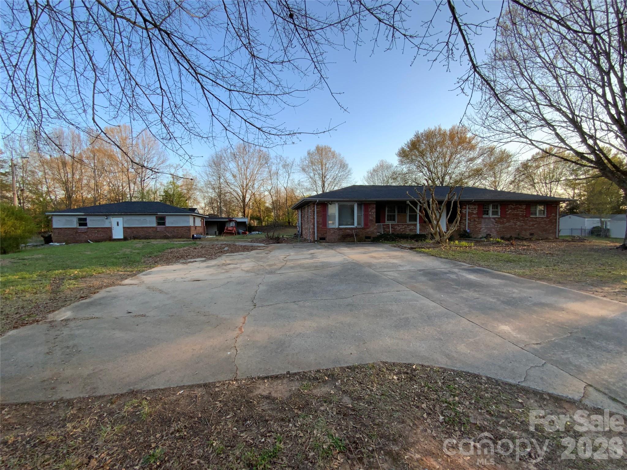 154 Lovelace Road Forest City NC 28043
