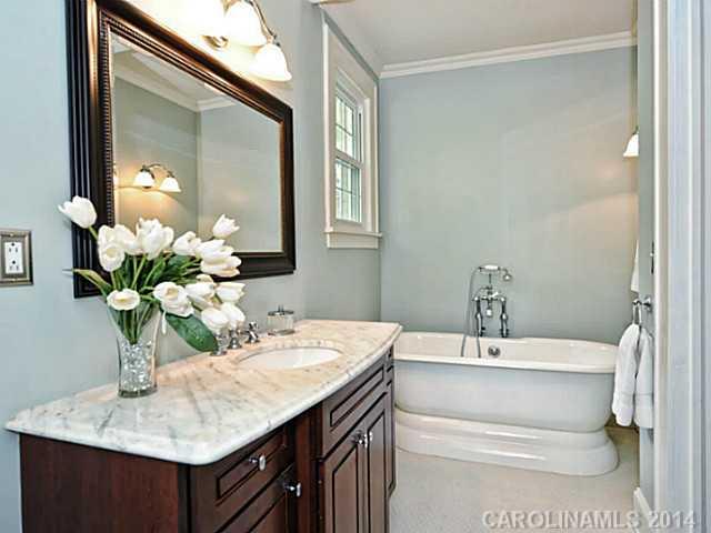 1925 Bay Street Charlotte NC 28204