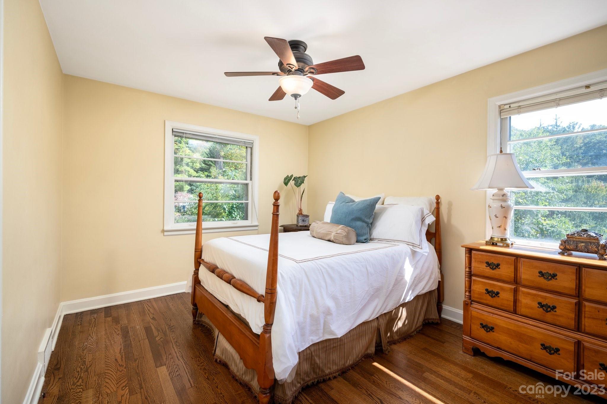 65 Griffing Boulevard Asheville NC 28804