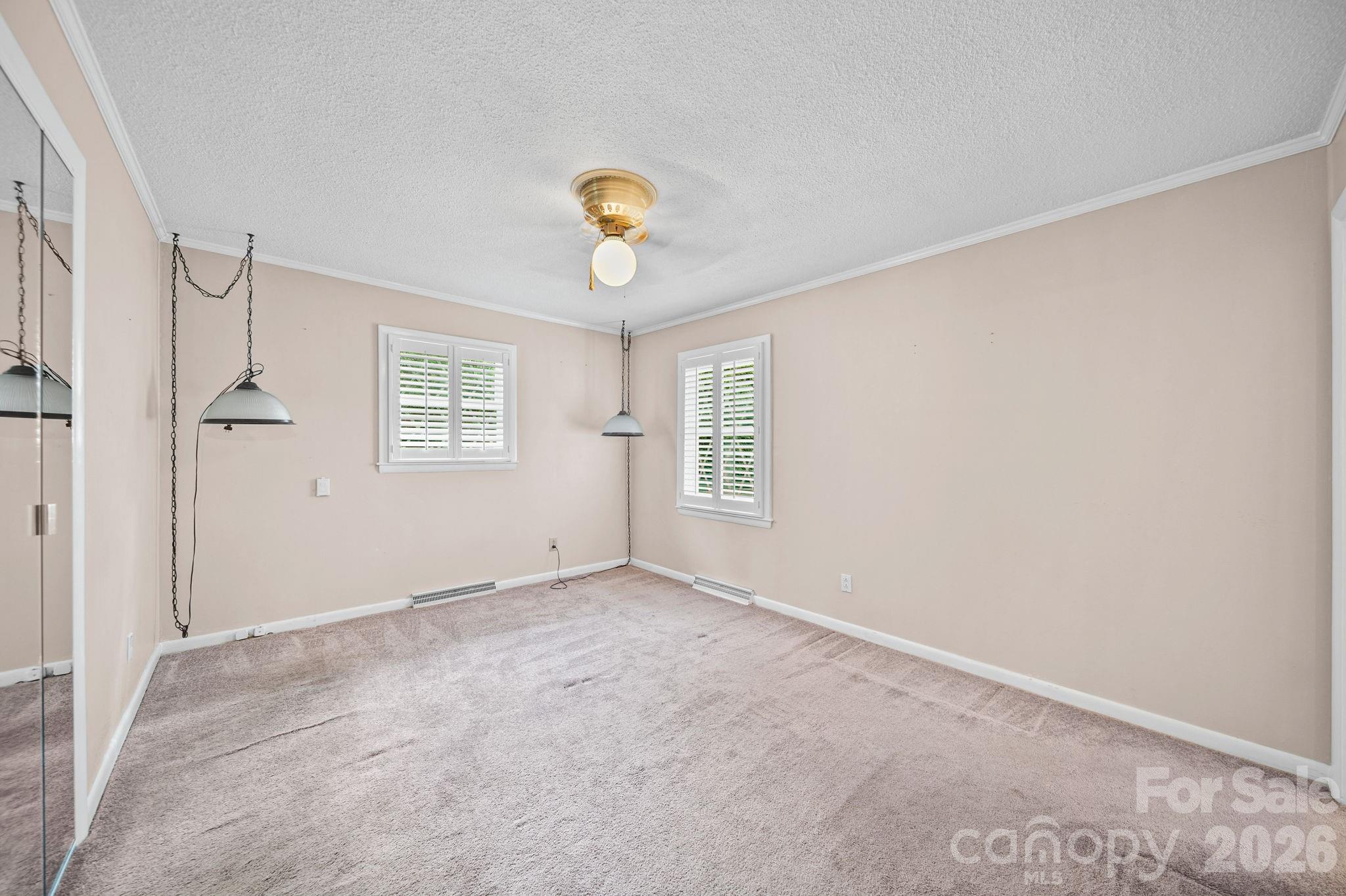 2037 Helen Drive Gastonia NC 28054
