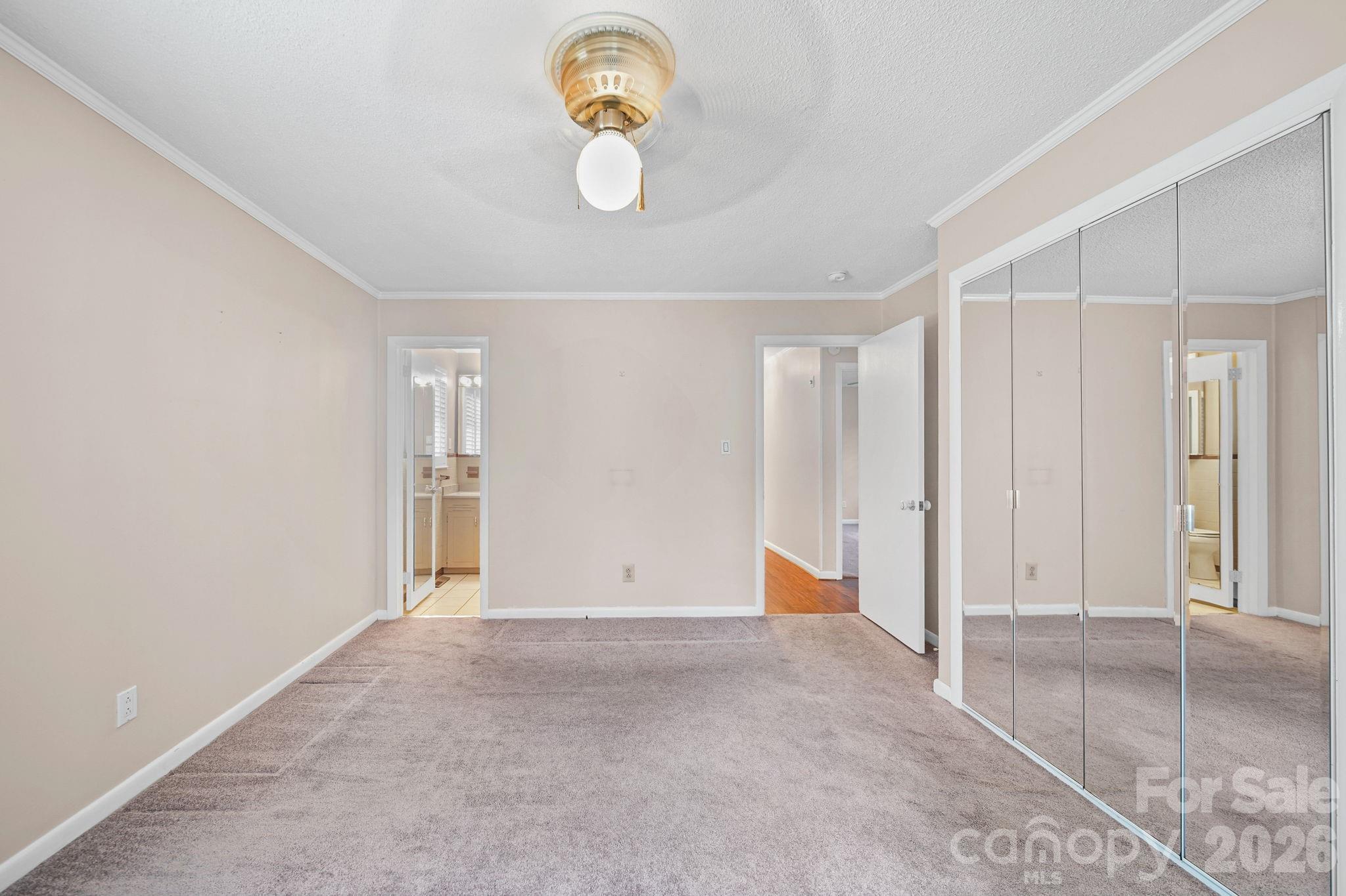 2037 Helen Drive Gastonia NC 28054
